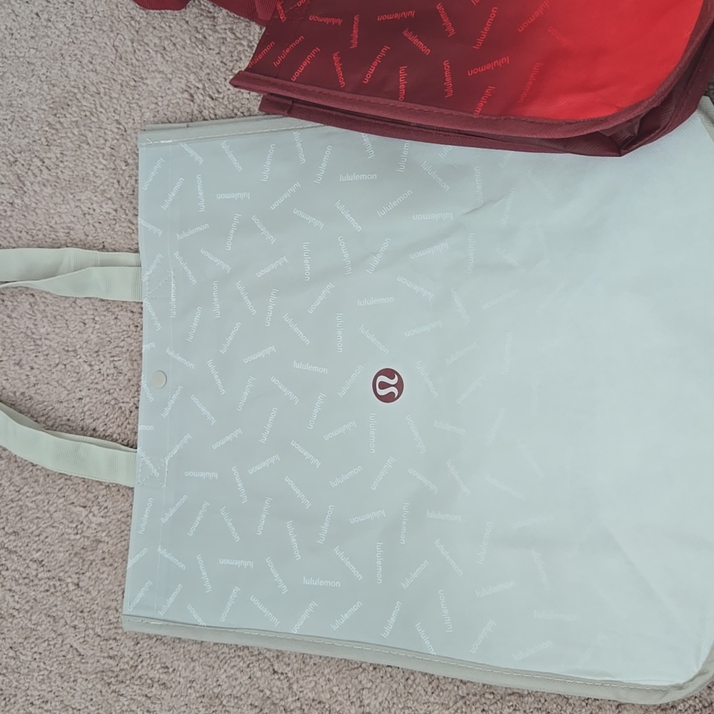 Bundle Of Lululemon Reusable Totes - Picture 3 of 3
